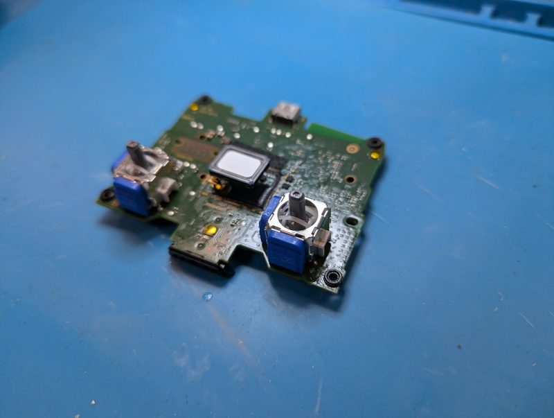 PS5 controller TMR analogue sticks fitted in the D.E.A.N.S Repairs workshop